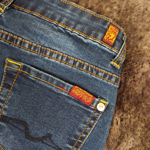 Youth Girls ~ 7 For All Mankind ~ Distressed Jean Shorts 💕 - Picture 6 of 6